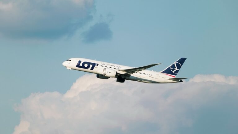 LOT-Polish-Airlines