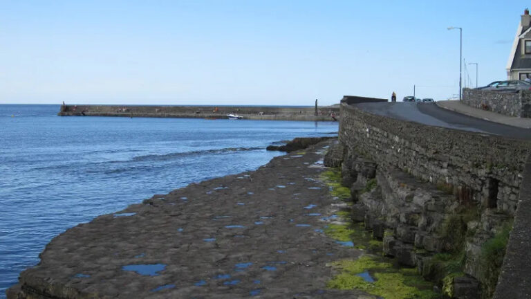 Sligo-County-Council-has-approved-a-proposal-by-the-Enniscrone-and-District-Community-Development-Company-to-significantly-revamp-the-towns-Cliff-Walk-Promenade1